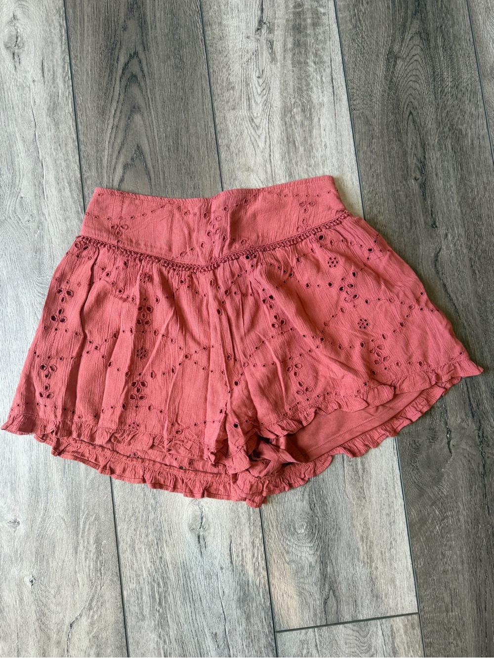 American Eagle Outfitters Flowy bohemian Coral Eyelet Ruffle High-Waist Shorts